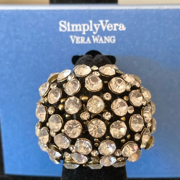 Simply Vera Vera Wang Black and Silver Crystal Ring adjustable - Picture 1 of 1